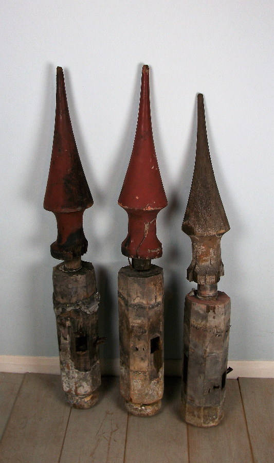 French late 18th Century Châteaux Finials